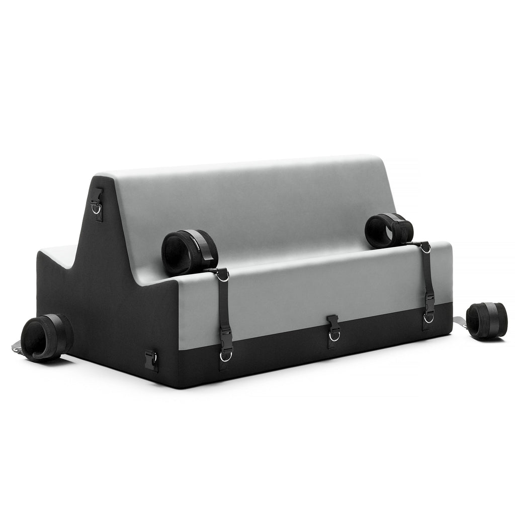 Steed Bench